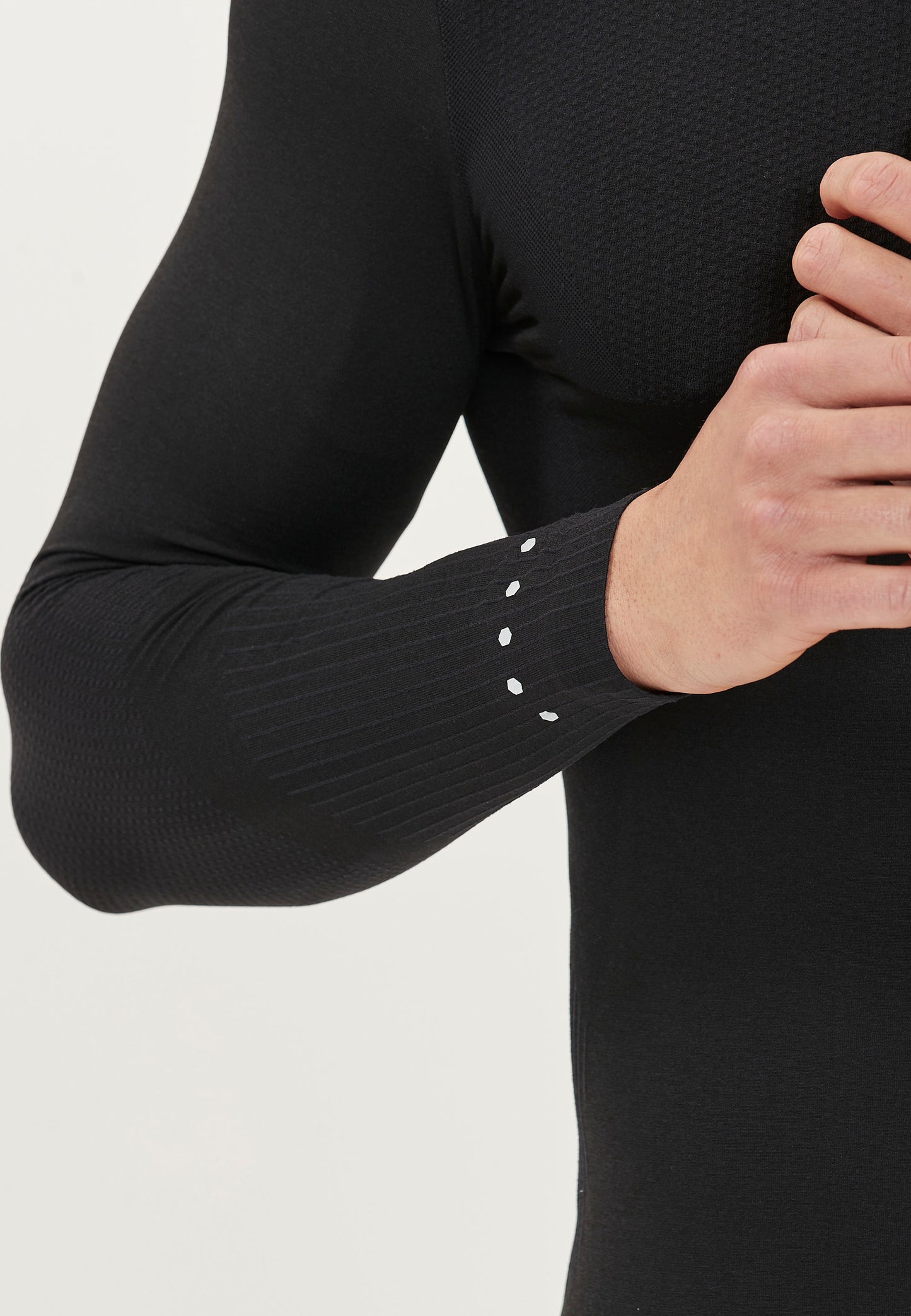 ENDURANCE MENS JARO SEAMLESS MIDLAYER