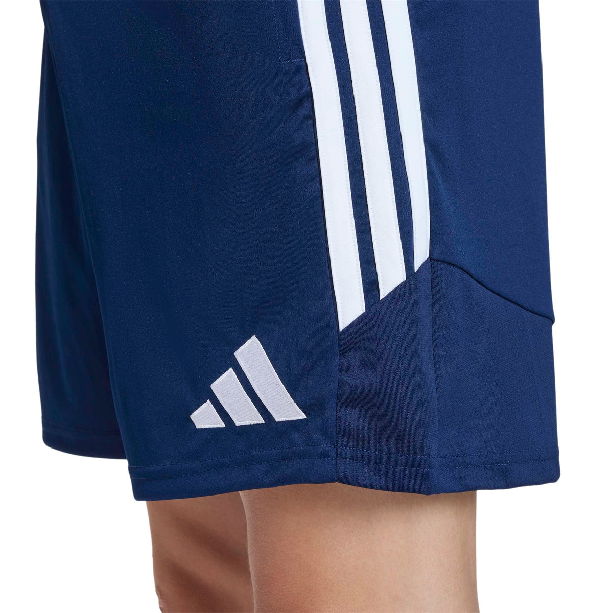 CLANFIELD FC TIRO 26 LEAGUE PLAYERS TRAINING SHORTS - SNR