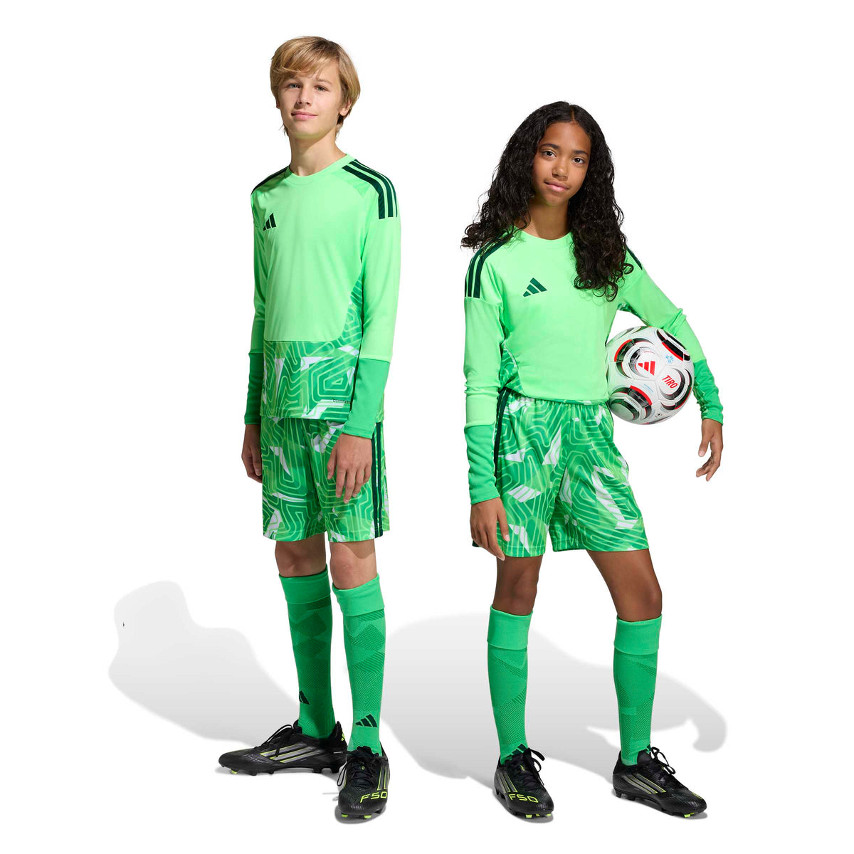 CLANFIELD FC TIRO 26 HOME GOALKEEPER SHORTS - JNR