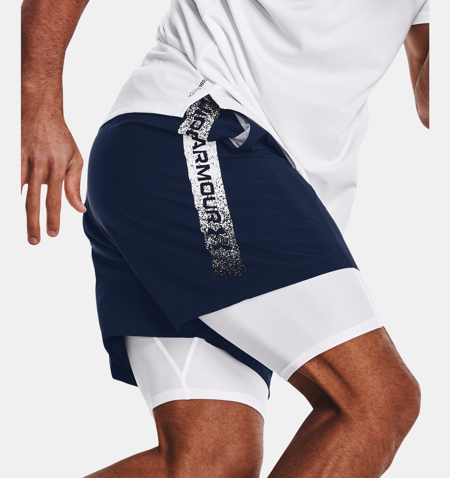 UNDER ARMOUR MENS WOVEN GRAPHIC SHORTS