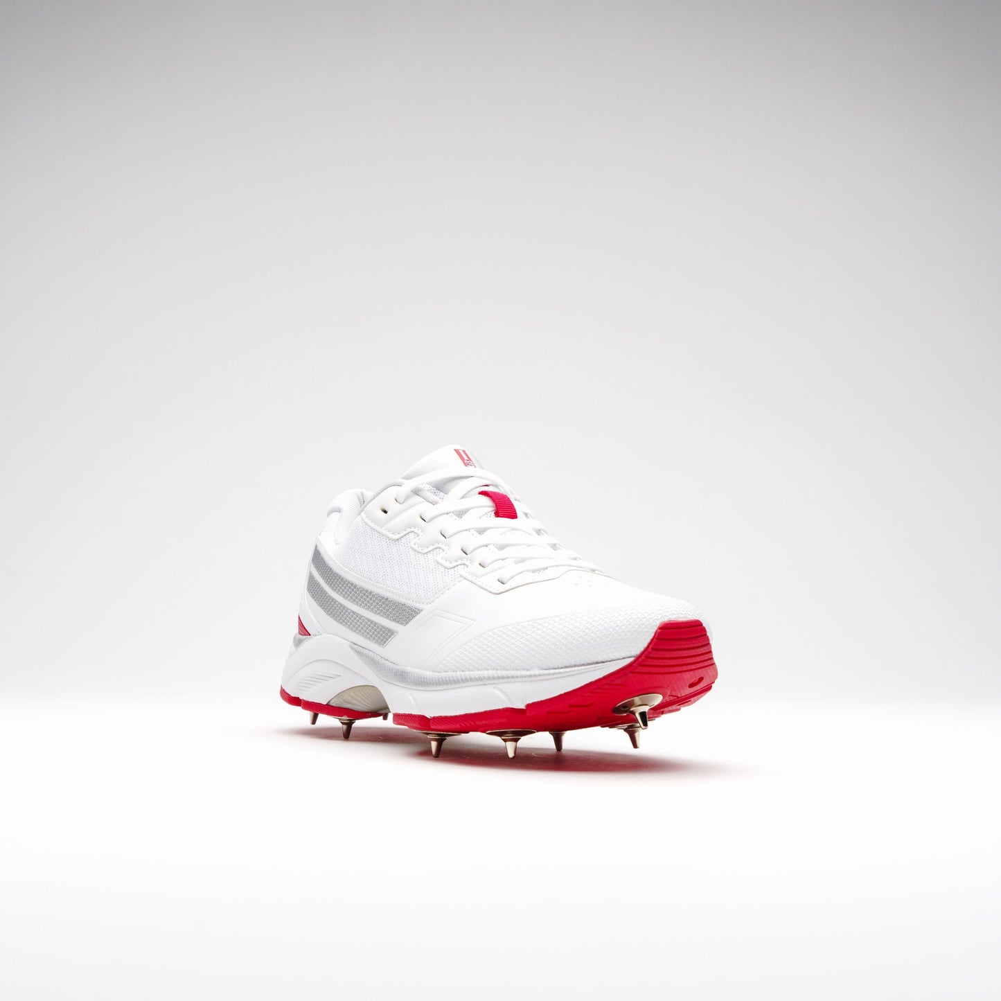 GRAY-NICOLLS JUNIOR VELOCITY 5.0 SPIKES