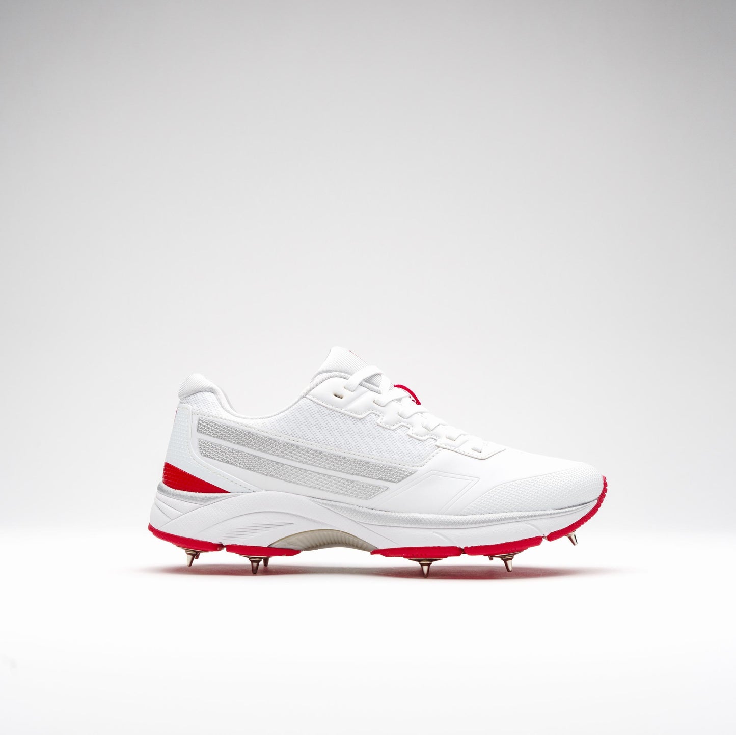 GRAY-NICOLLS JUNIOR VELOCITY 5.0 SPIKES