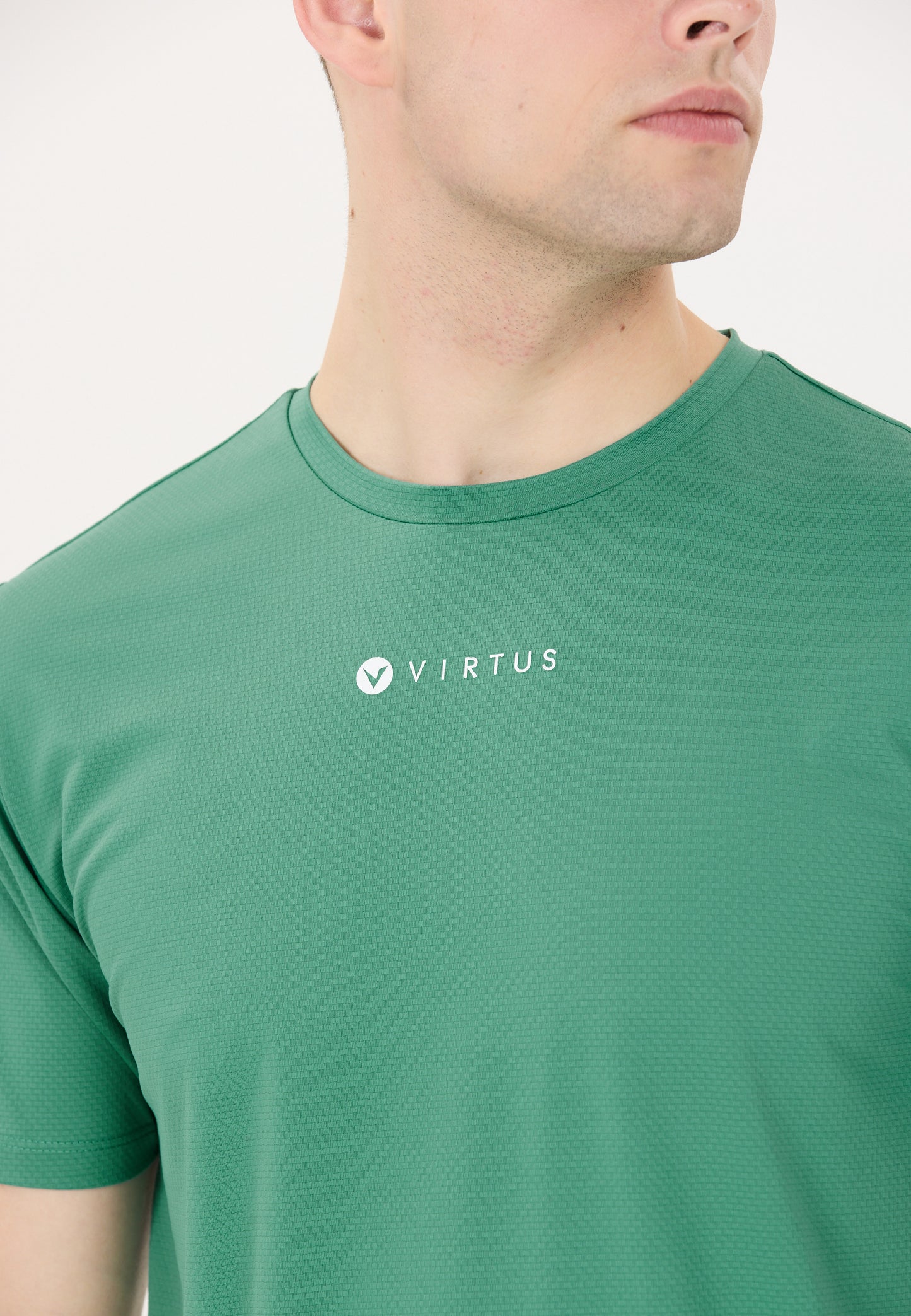 VIRTUS ROGER HYPERSTRETCH S/S TEE