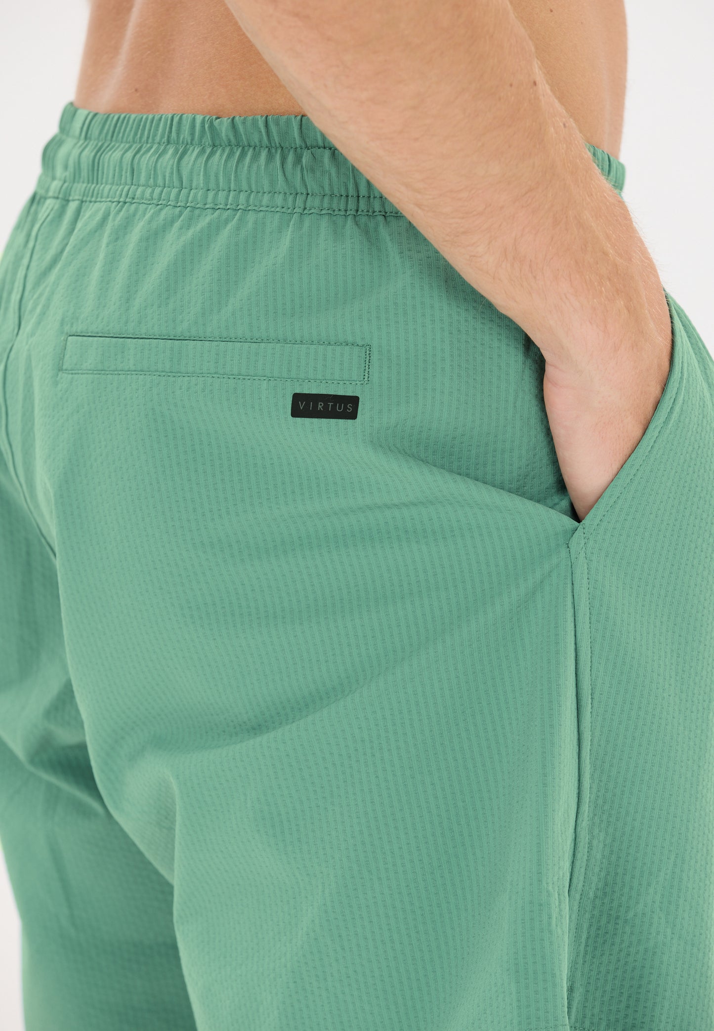VIRTUS KANSAE SEERSUCKER SWIM SHORTS