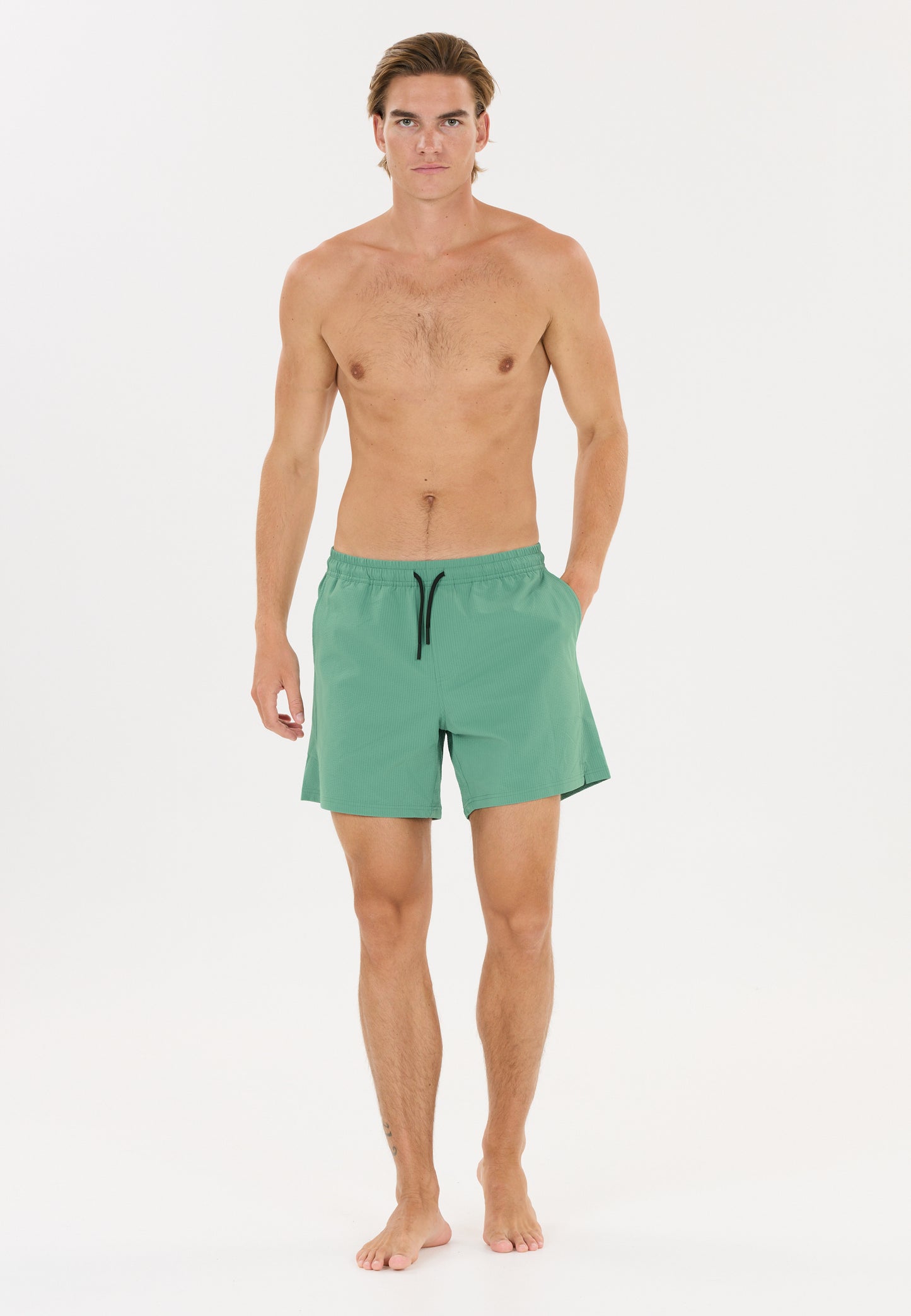 VIRTUS KANSAE SEERSUCKER SWIM SHORTS