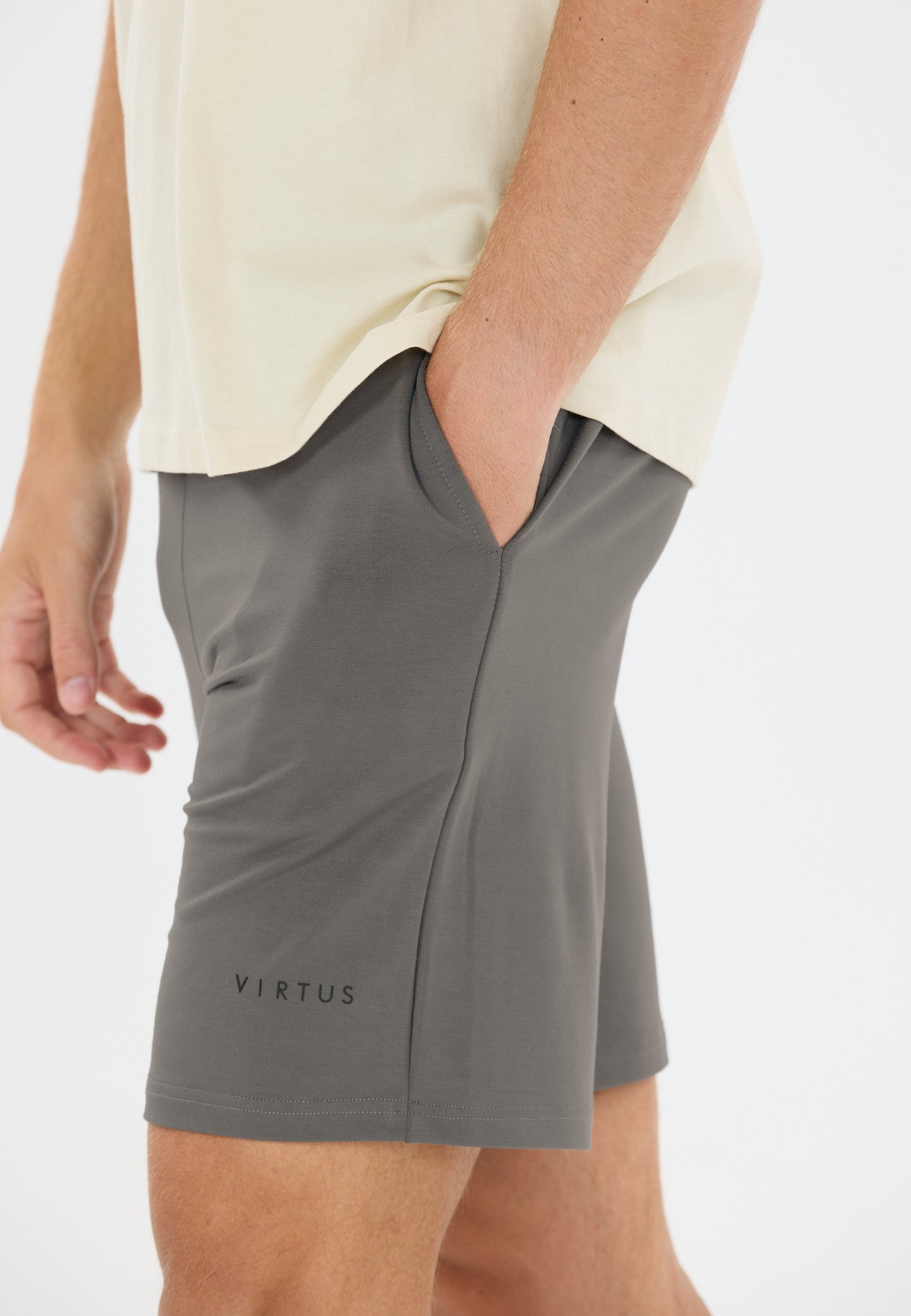 VIRTUS PATRICK V3 SWEAT SHORTS