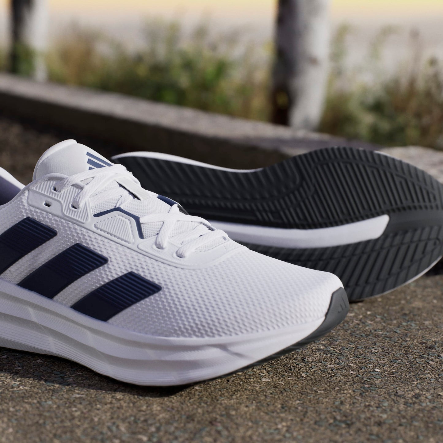 ADIDAS MENS GALAXY 7