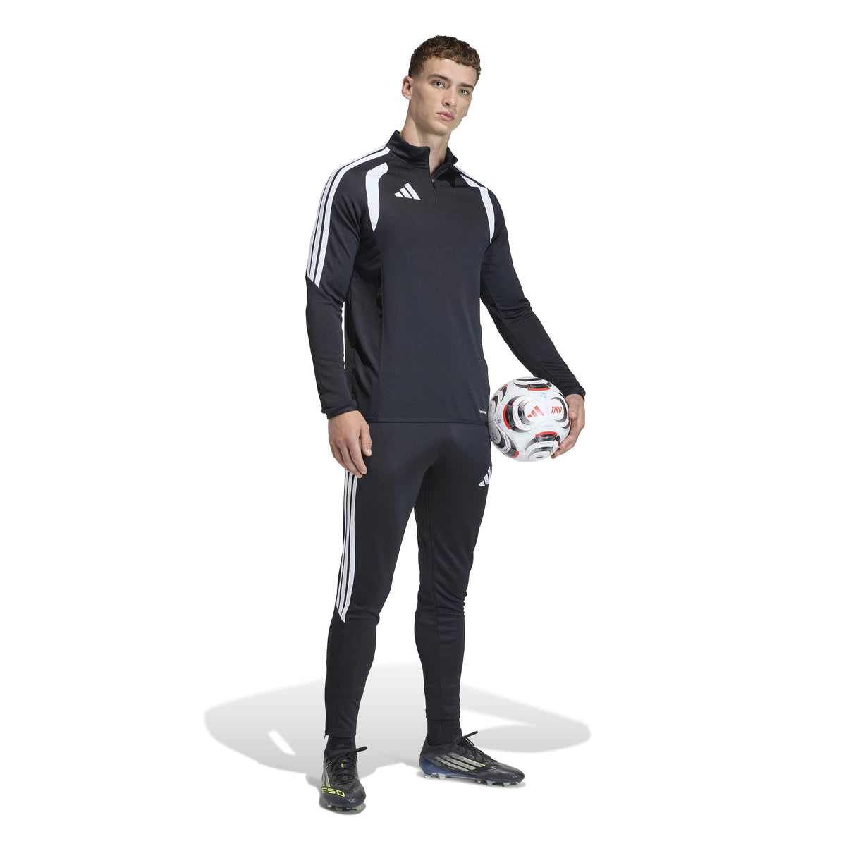 CLANFIELD FC TIRO 26 LEAGUE MANAGERS 1/4 ZIP TOP