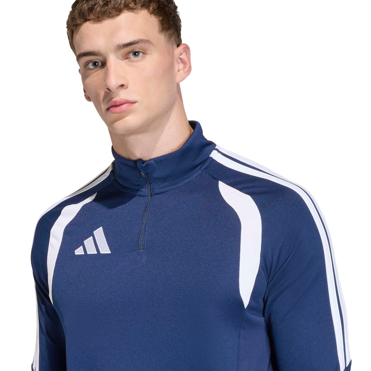 CLANFIELD FC TIRO 26 LEAGUE PLAYERS 1/4 ZIP TOP - SNR