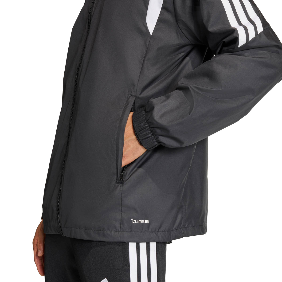 CLANFIELD FC TIRO 26 LEAGUE MANAGERS WINDBREAKER