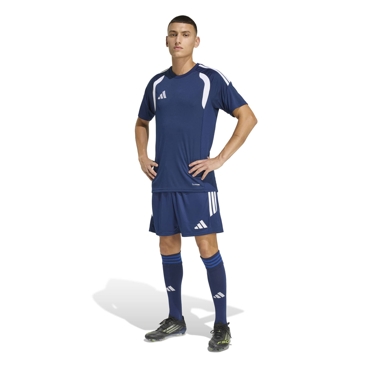CLANFIELD FC TIRO 26 LEAGUE PLAYERS TRAINING JERSEY - JNR