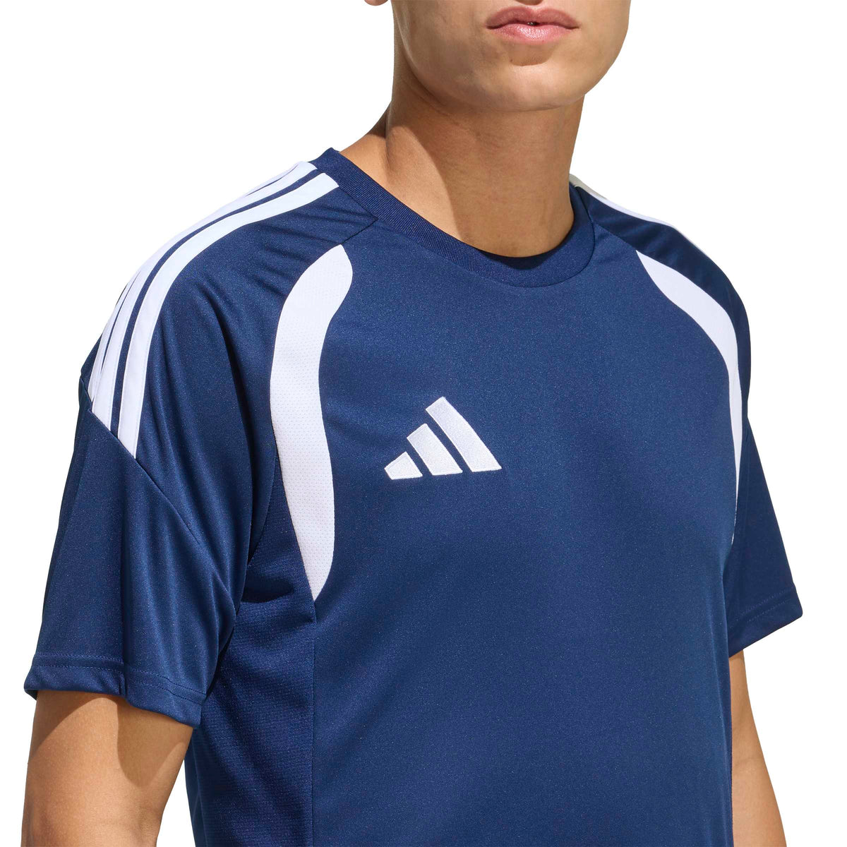 CLANFIELD FC TIRO 26 LEAGUE PLAYERS TRAINING JERSEY - JNR