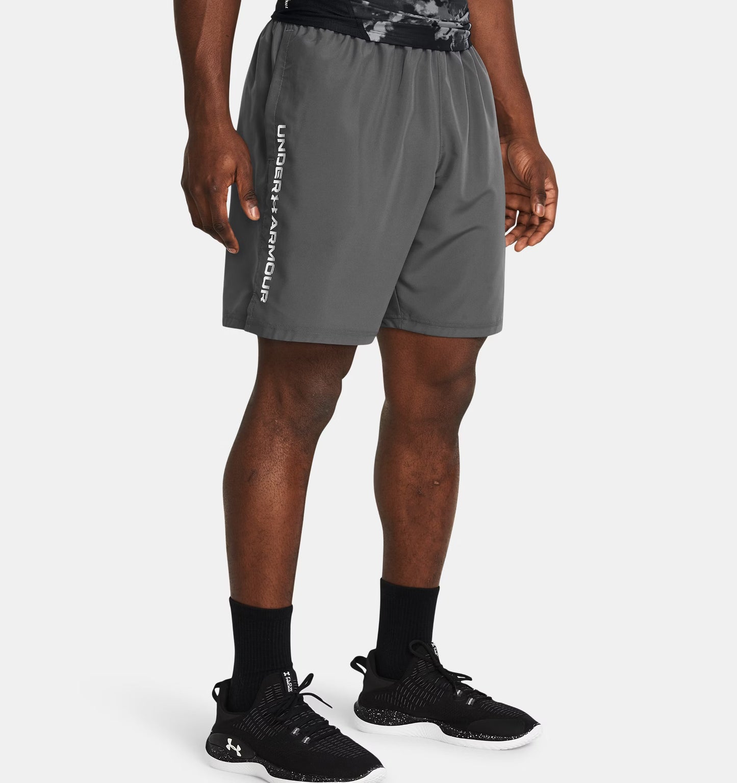 UNDER ARMOUR WOVEN WORDMARK SHORTS