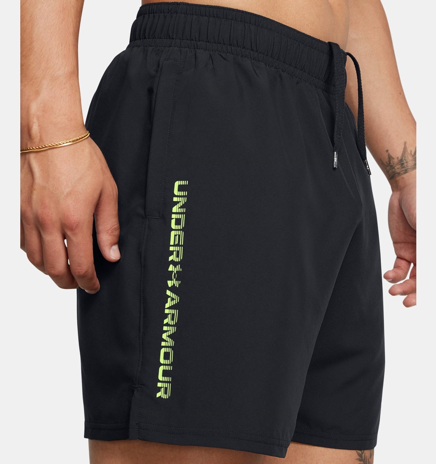 UNDER ARMOUR MENS TECH WOVEN WORDMARK SHORTS